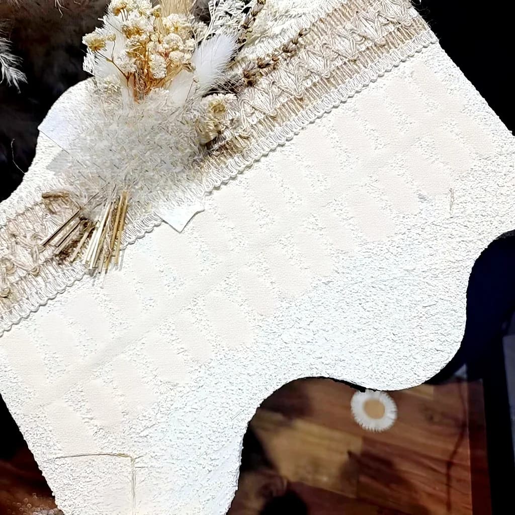 Roosa leopardi mustriga kassisilma efektiga pressitavad küüned, keskmine ovaalne kuju