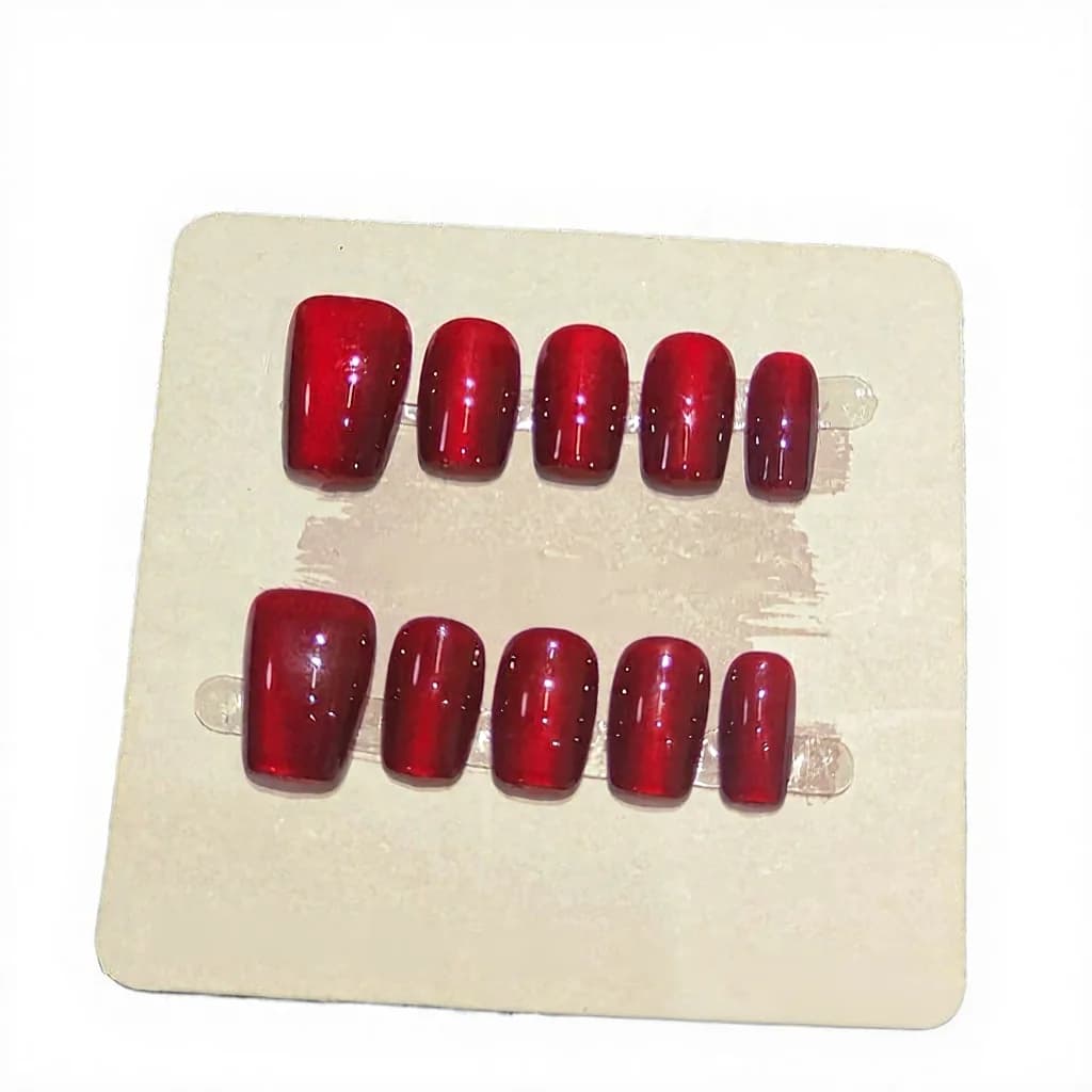 Punased kassisilma lühikesed ruudukujulised glitter-maniküüri komplekt